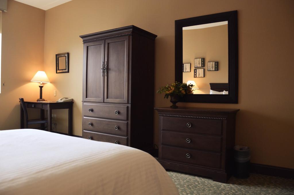 Belvedere Inn Schenectady - Albany Номер фото