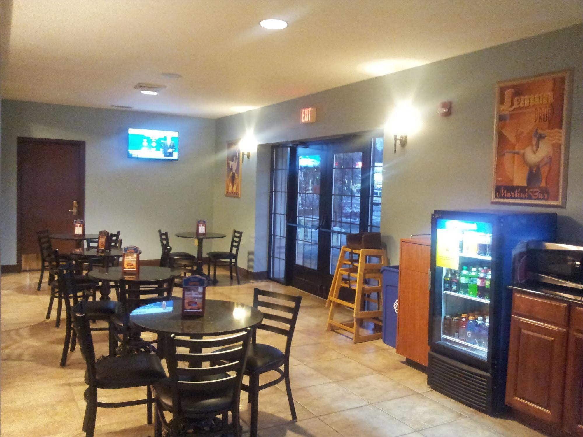 Belvedere Inn Schenectady - Albany Экстерьер фото
